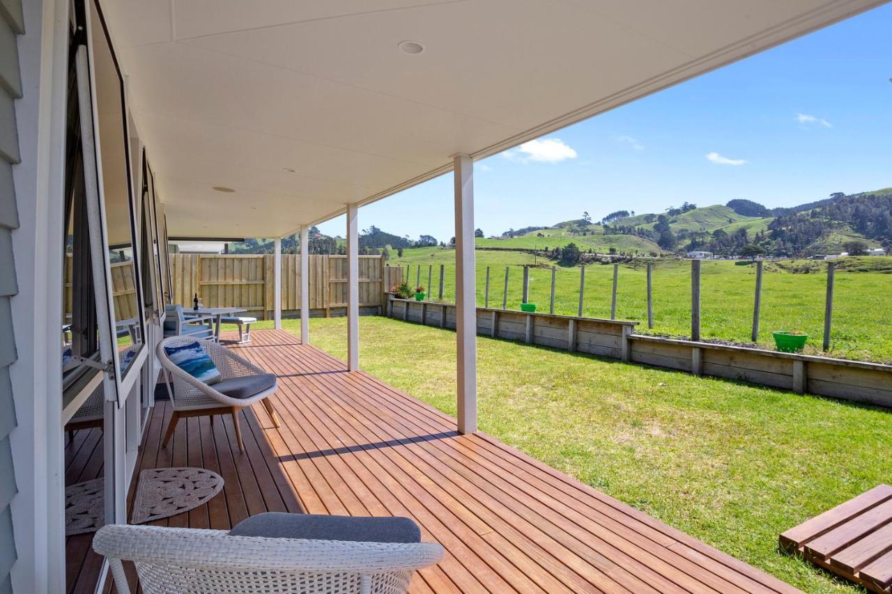 Sky Blue Retreat - Waihi Beach Holiday Home Exterior photo